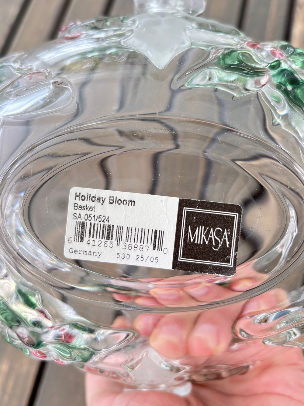 Mikasa Holiday Bloom Glass Basket, Holly Berry Vintage - Picture 9 of 16